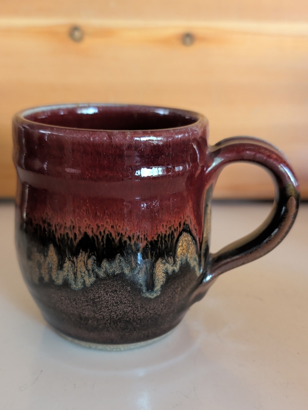 "Earhart Studio/Ben, Oregon" Stoneware Pottery. Glazed Coffee/Tea Mug.